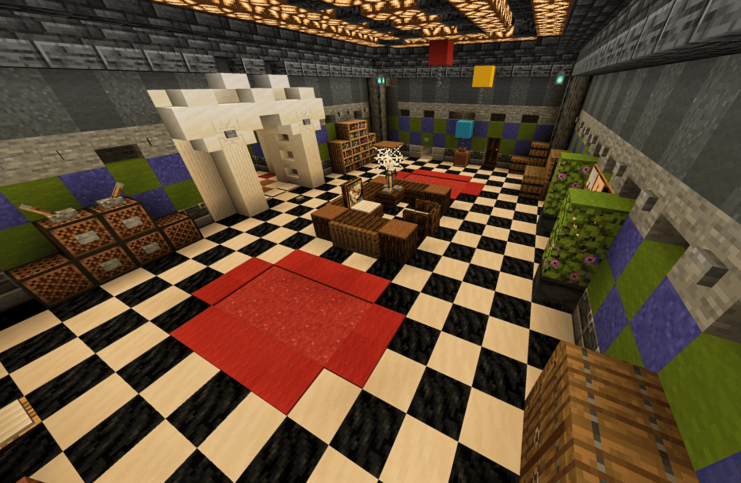 Hide and Seek: Freddy Fazbear's Pizzeria [FNaF 2 Game Based H&S Map] — screenshot 4