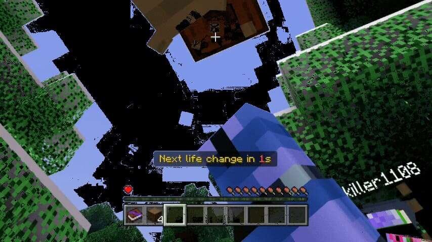 Minecraft but your health is randomized every 30 seconds