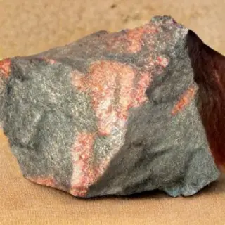 Mo Iron