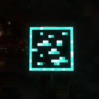 Glowing Border Ore | RTX