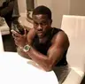 kevin hart glass